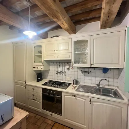 Il Posto Delle Viole